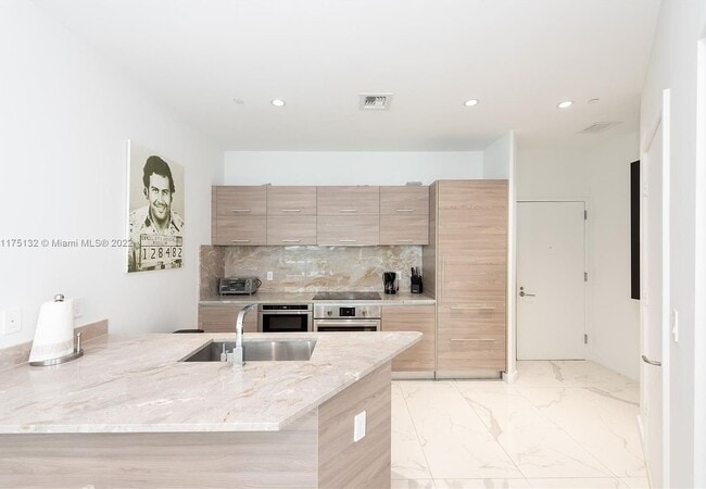 Photo - 1300 S Miami Ave Unit PH4909