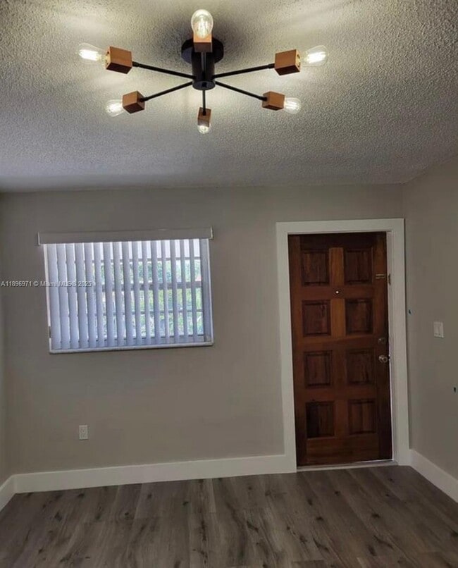 Photo - 827 SW 11th Ave Unidad 4