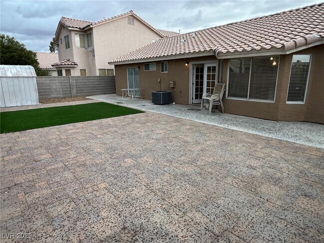 Photo - 1855 Double Delight Ave