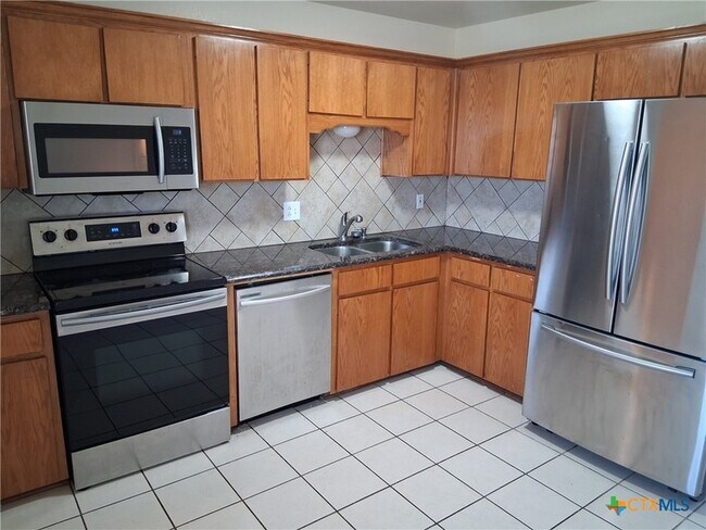 Photo - 1005 Circle M Dr Unidad B
