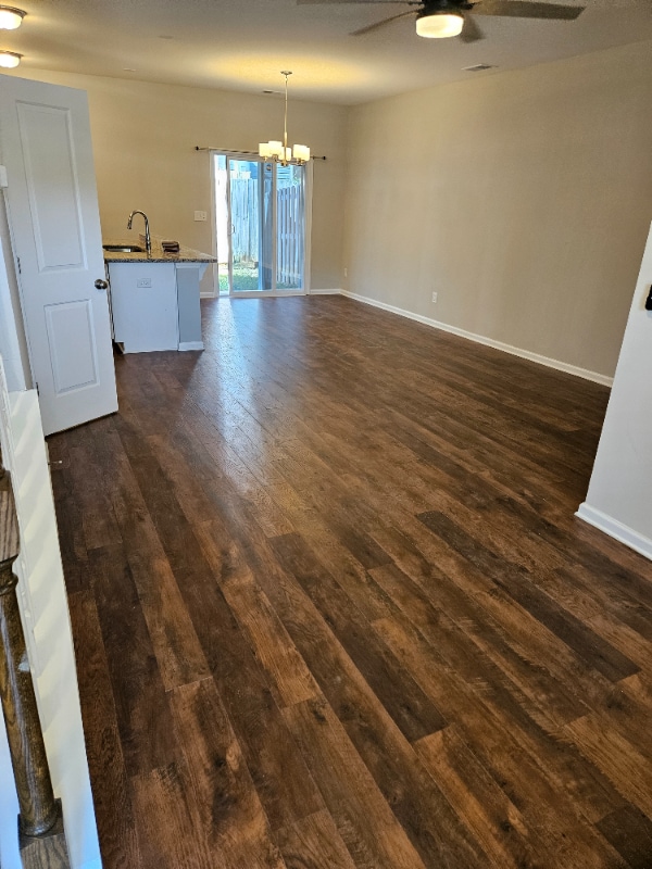 Photo - 131 Hunters Grove Dr