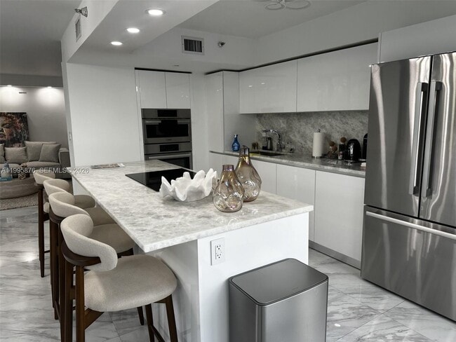 Photo - 19195 NE 36th Pl Unit 201