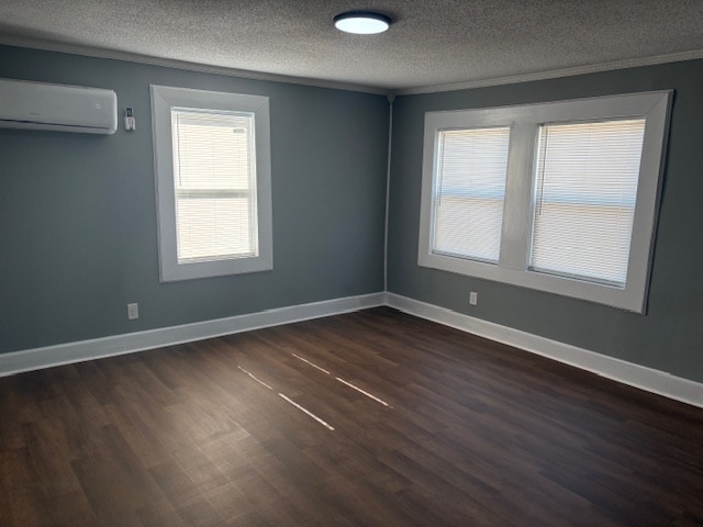 Photo - 411 Smith St