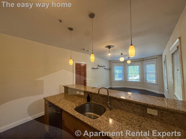 Photo - 6 Giles Park Unit 1