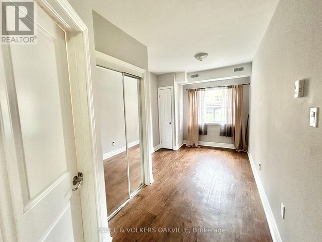 Photo - 15 Thirty Third St Unit 109
