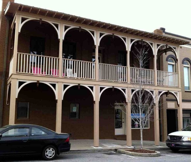Building Photo - Beautiful 1BR Contemporary Downtown Loft Unit 201