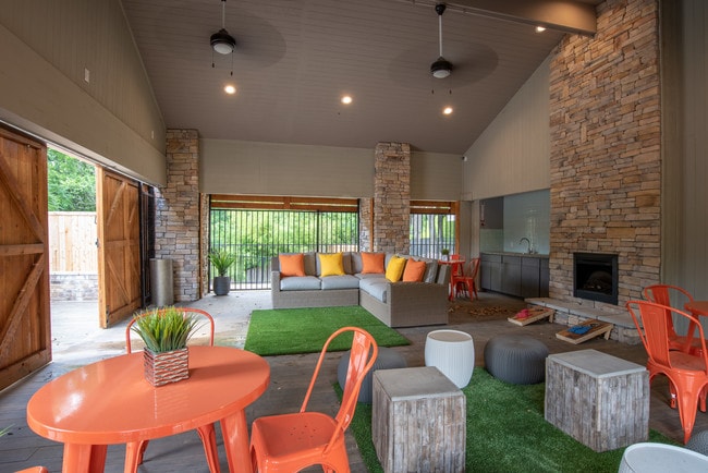 Building Photo - Montecito Club Rental
