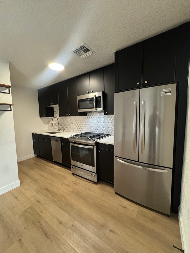 1006 N 12th St Unit 1004