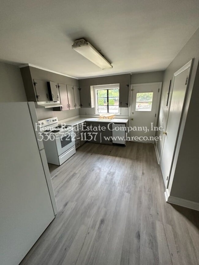 Photo - 1615 W Northwest Blvd Unit 1615