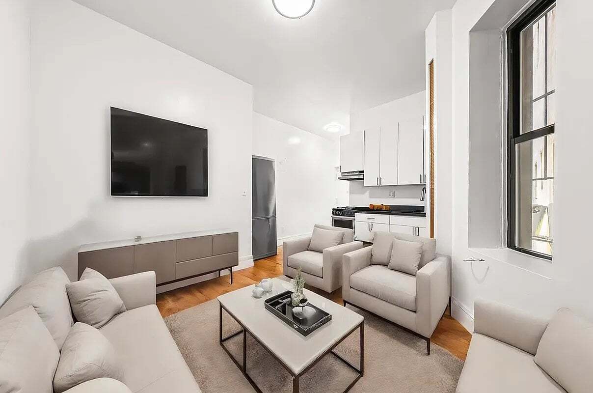 Photo - 274 Mott St Unidad 4B