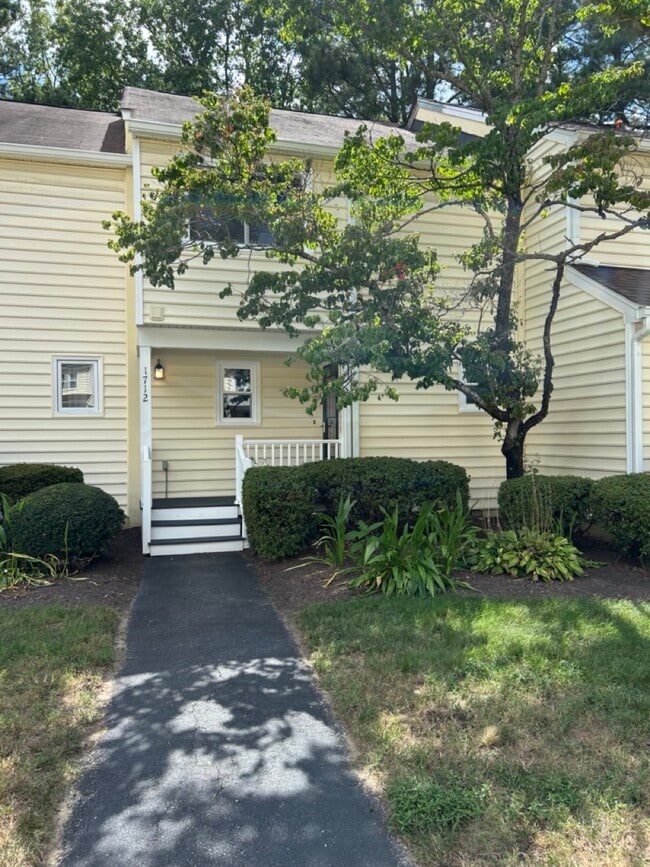 Building Photo - 1712 Early Settlers Rd Rental
