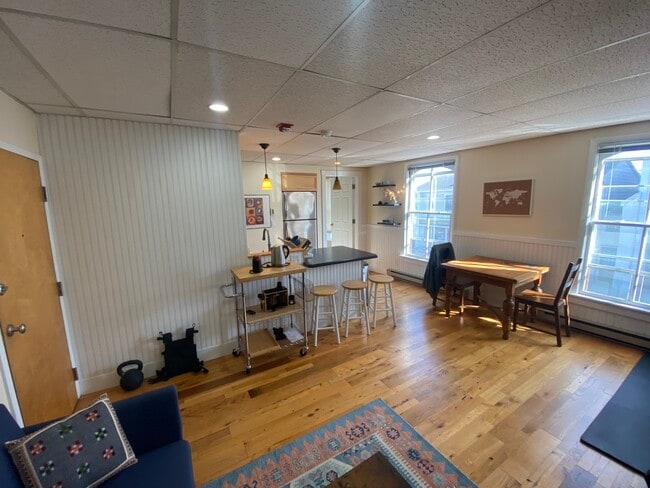 Photo - 38 W Main St Unit 3