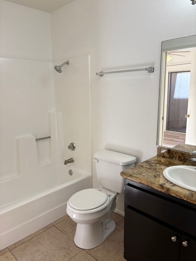 Photo - **CHARMING 2 BEDROOM/2 BATHROOM PATIO HOME IN CHANDLER (CHANDLER BLVD & COOPER)**