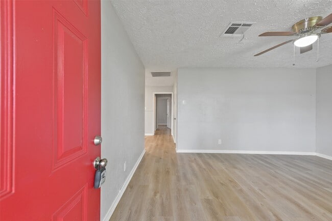 2803 22nd St
