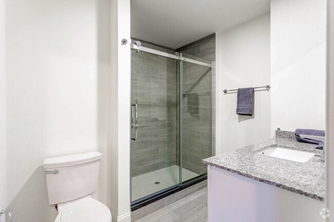 BATHROOM 2BR