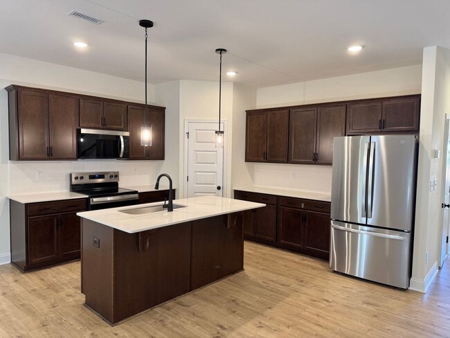 Photo - 3 Bed, 2.5 Bath 1 car garage townhome in Clayton's Ashcroft community!
