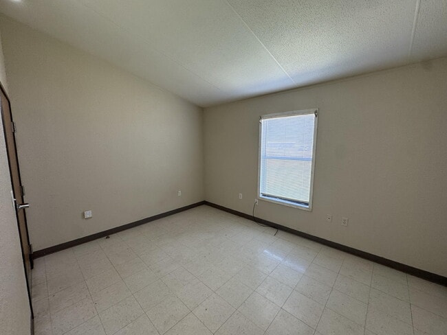Photo - 5923 E Private Rd 6575