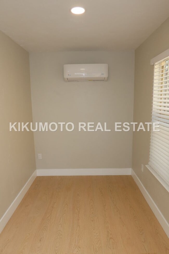 Photo - 2017 30th St Unit 4