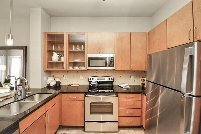 Photo - 5455 Richmond Ave.