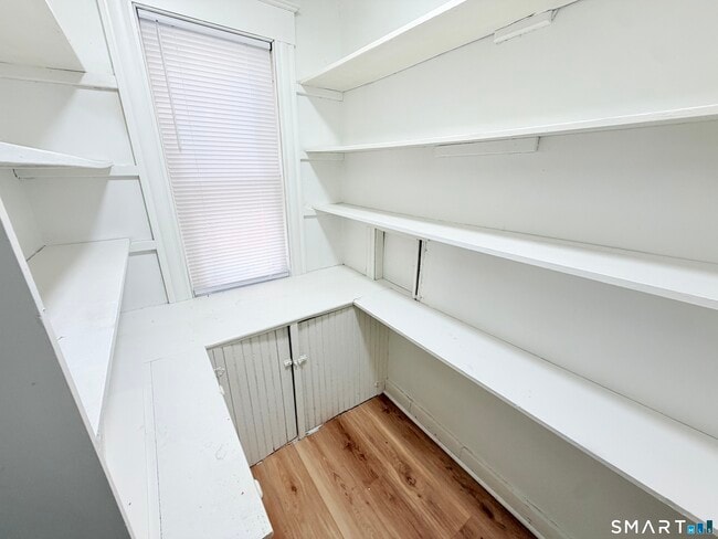 18 Buell St Unit 1