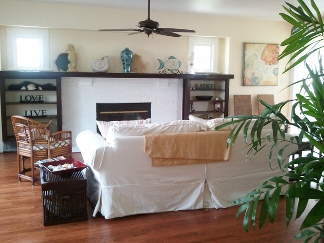 Sala de estar - 214 Avenue C