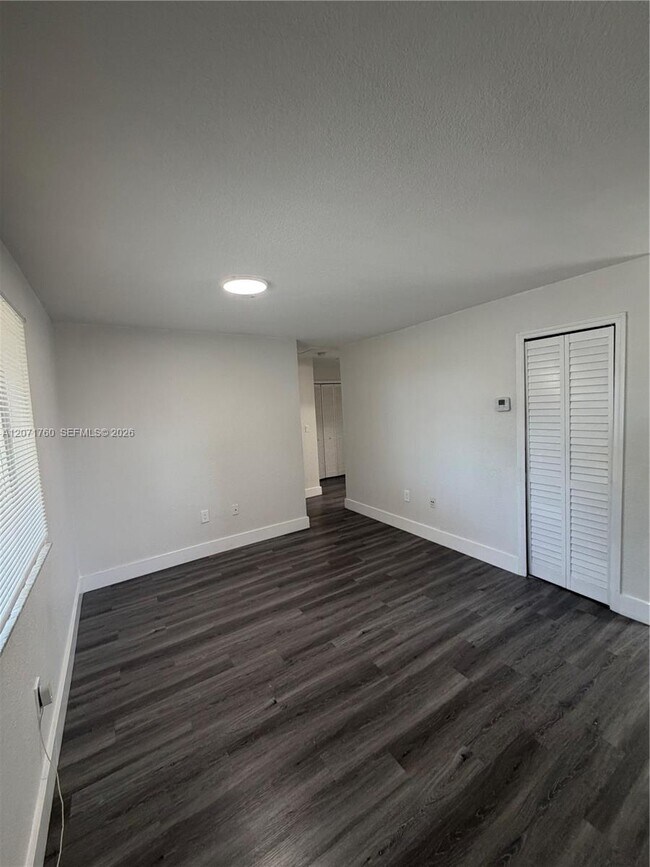 Photo - 590 NW 58th St