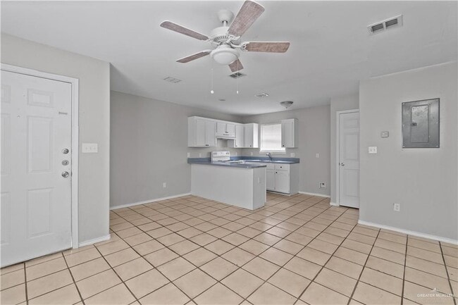 Photo - 10 Hibiscus Ave