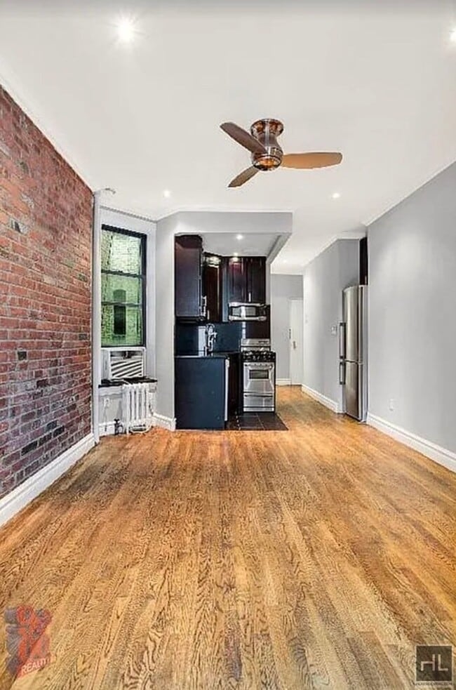 Photo - MOTT ST. Unit 13