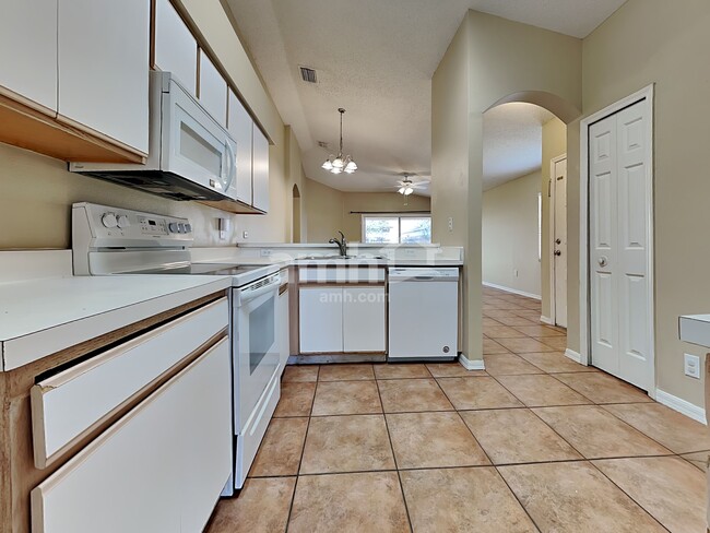 Photo - 4426 Country Hills Blvd