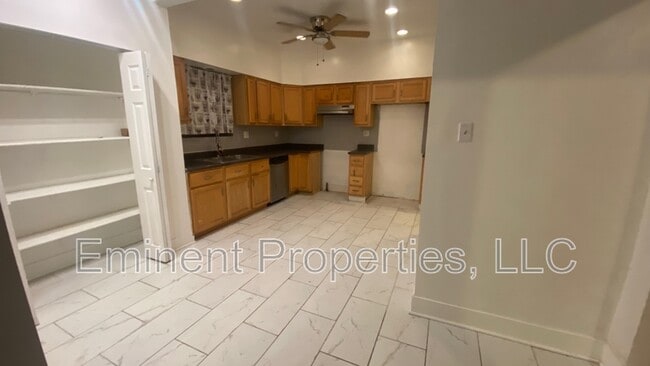 Photo - 7324 S Oglesby Ave