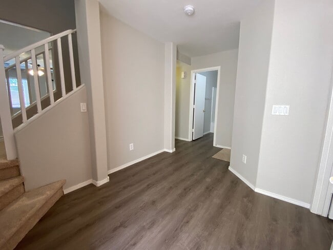 Photo - 4 Bedroom, 3 bath, two story with loft in ...