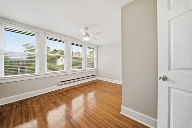 Photo - 609 Baldwin Ave