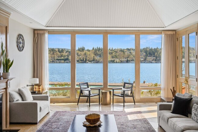 Photo - 6408 E Mercer Way Unidad SI ID1324825P