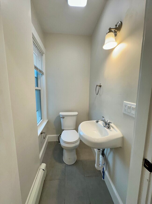 Photo - 118 Ash St