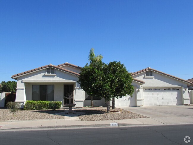 Building Photo - 4 Bedroom Home in North East Mesa!