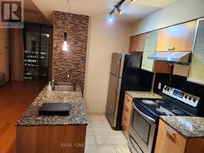 Photo - 38 Grenville St Unit 3606