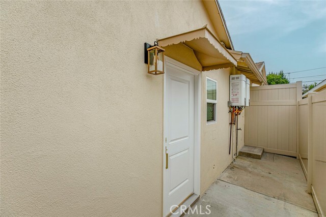 Photo - 13932 Wyandotte St