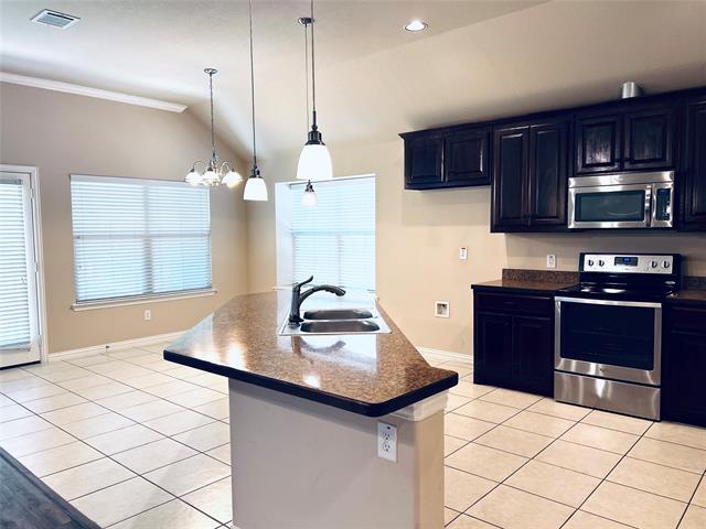Photo - 217 Creekwood Dr