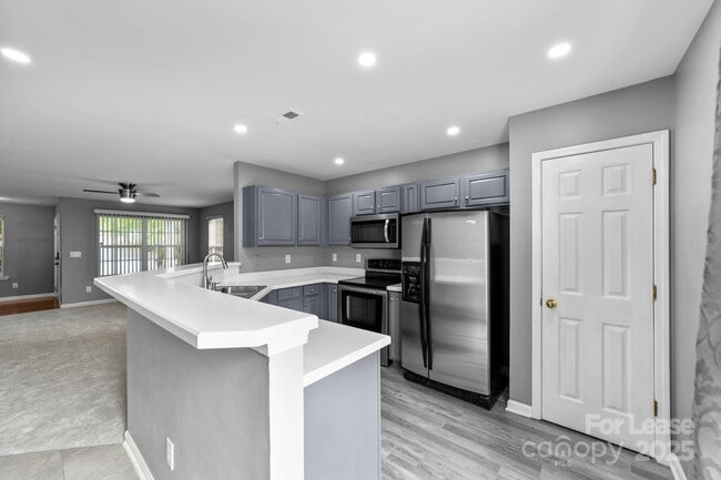 Building Photo - 17562 Caldwell Track Dr Rental