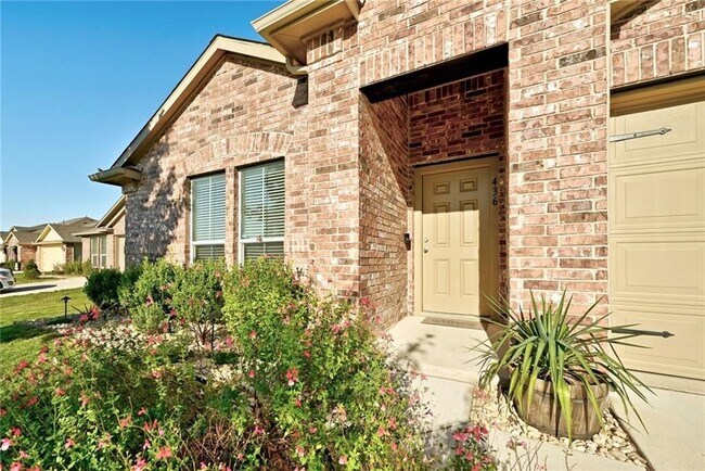 Photo - 436 Musgrav-