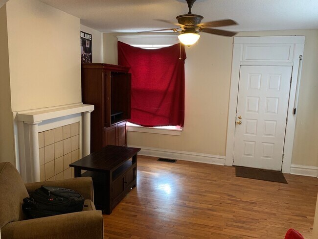 Photo - 1610 Summit St Unit 1612