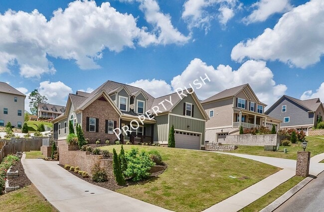 7962 Burgundy Cir