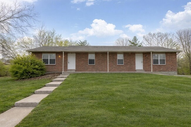 Building Photo - 1321 S Roseta Ave