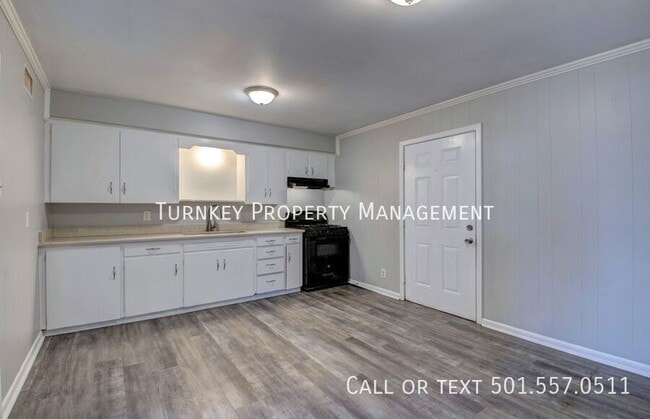 Photo - 5205 Wycliffe Dr