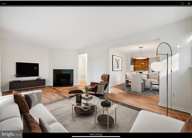 Photo - 12260 Greenleaf Ave