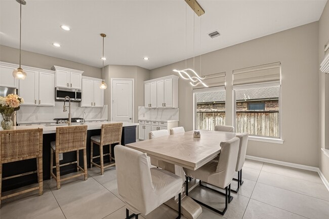 171 Hearthshire Cir