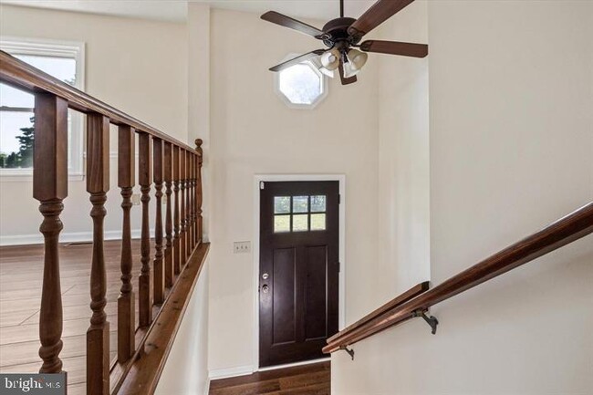 Photo - 136 Nightingale Ave