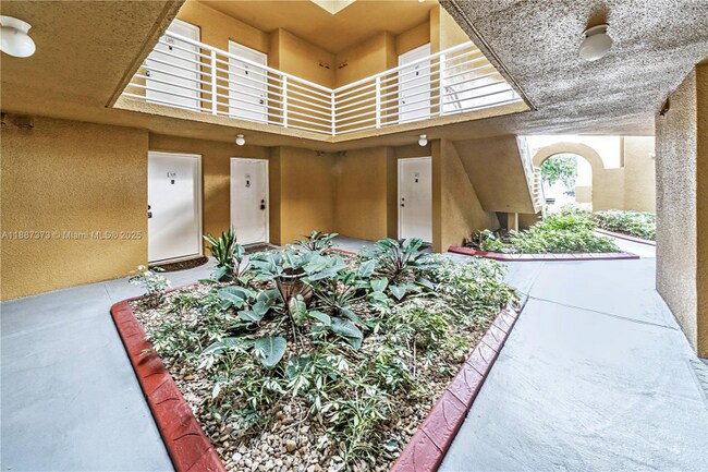 Photo - 9705 Fontainebleau Blvd