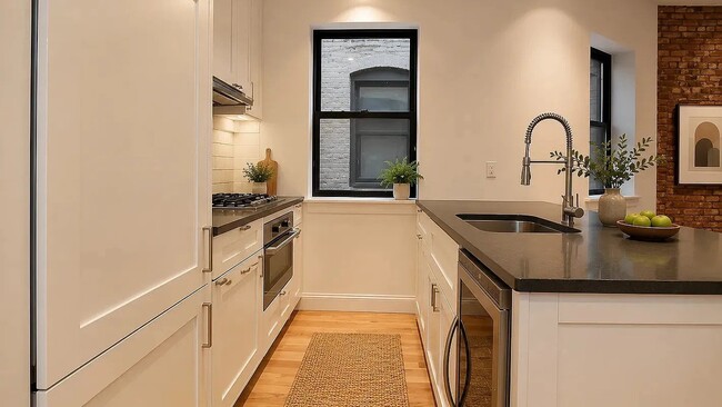 Photo - 262 Elizabeth St Unit 1A