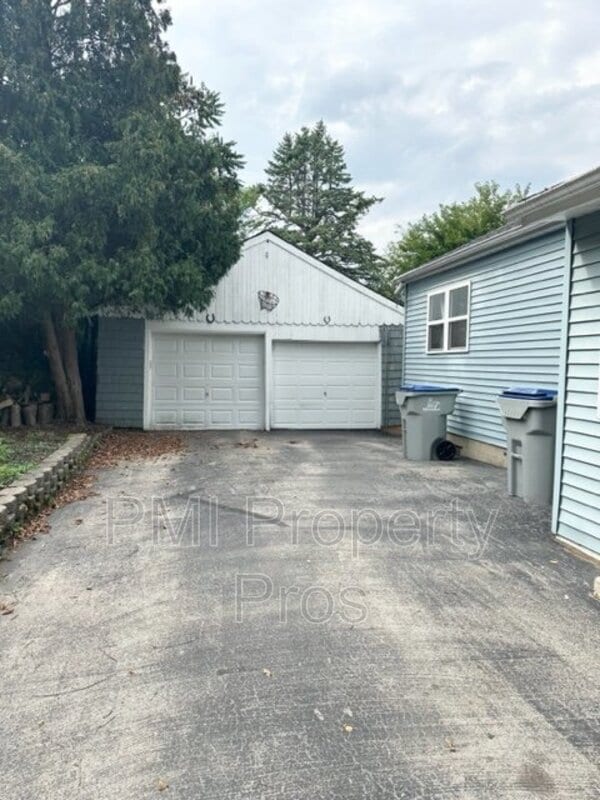 Photo - 8573 N Granville Rd